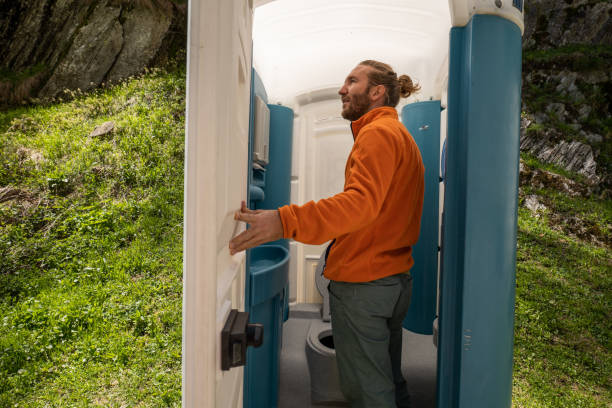 Best Portable toilet rental cost  in Roswell, GA